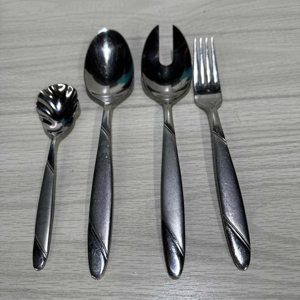 Oneida Silver Stainless Steel (Set of 4)‎ Flatware Vintage